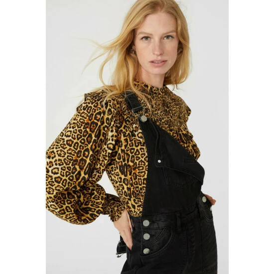 Mantaray Shirred Animal Print Blouse For Female 3 Mantaray Shirred Animal Print Blouse For Female - Image 3