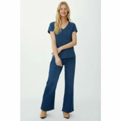 Mantaray Pocket V Neck Slub T-shirt For Female -Cheap Mantaray Store unnamed file 4490