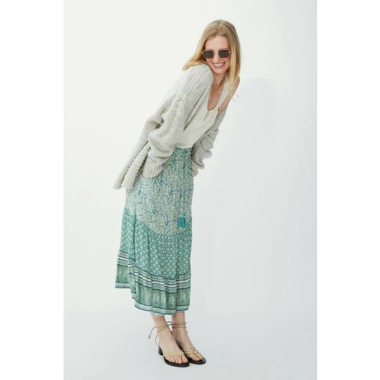 Mantaray Floral Leaf Mix & Match Crepe Midi Skirt For Female 5 Mantaray Floral Leaf Mix & Match Crepe Midi Skirt For Female - Image 5