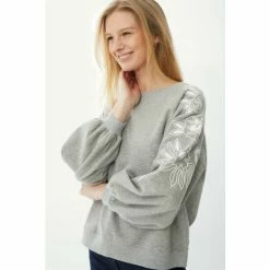 Mantaray Embroidered Sleeve Fleece Back Sweat Top For Female